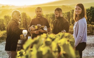 De gauche à droite : Michel, Hugo, Antoine et Charline Drappier.