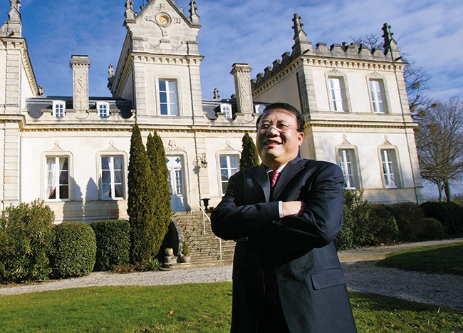 Jinshan Zhang, propriétaine du Château du Grand Mouëys.